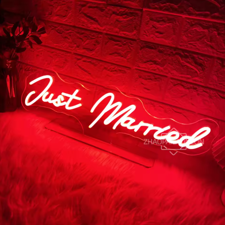 Just Married - Neon Sign