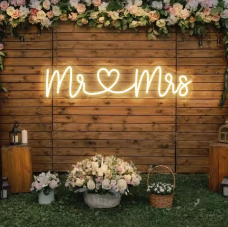 Mr & Mrs - Neon Sign